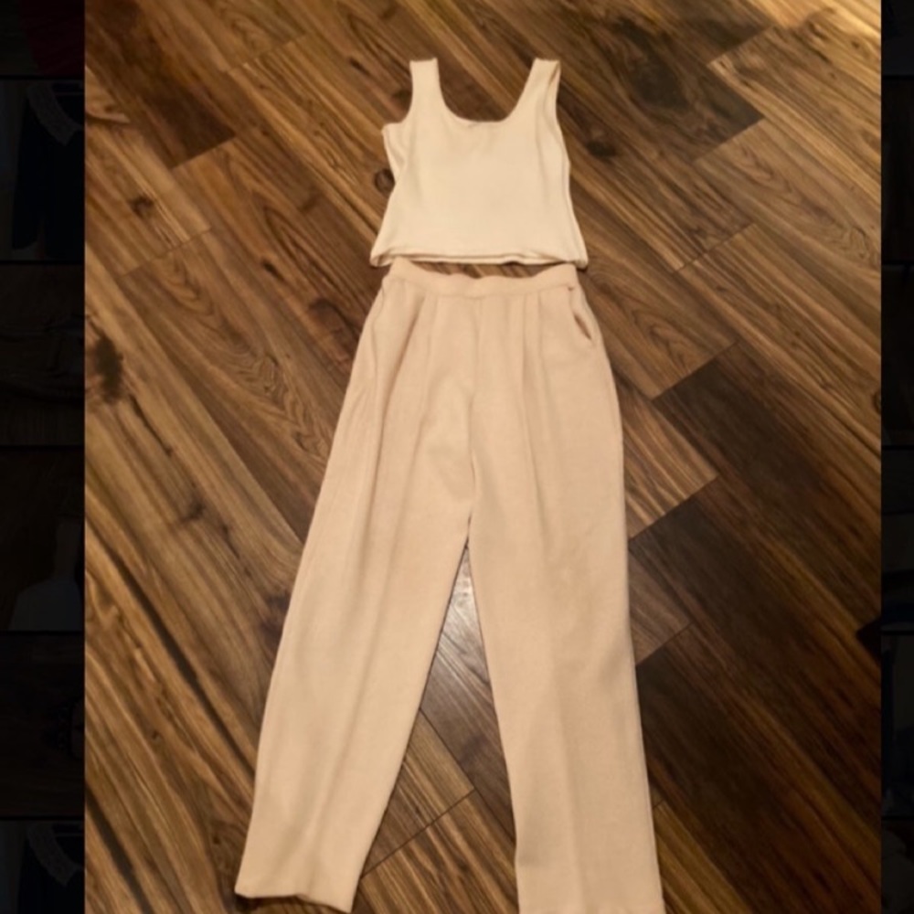 St john two piece knitted sui